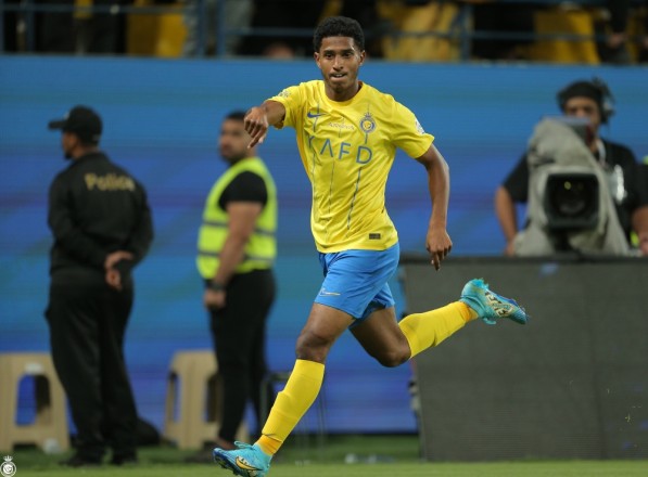 انضمام مهاجم النصر إلي دوري يلو