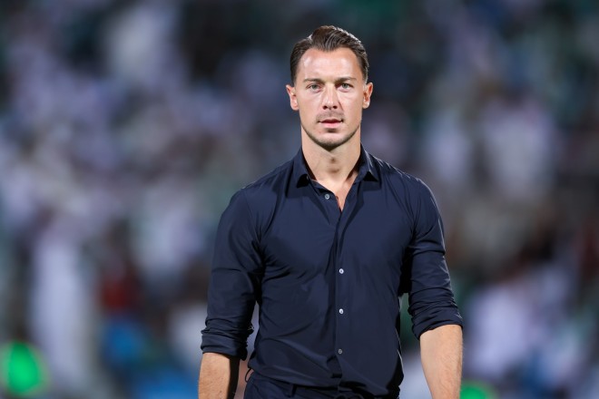 يايسله يحذر لاعبي الأهلي من هذا الأمر