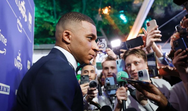 مبابي: ديمبيلي يستحق الكرة الذهبية، وهذا المرشح للفوز بدوري الأبطال