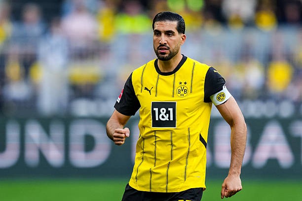 العودة المجهولة.. إصابة إيمري تشان تُثير القلق داخل دورتموند