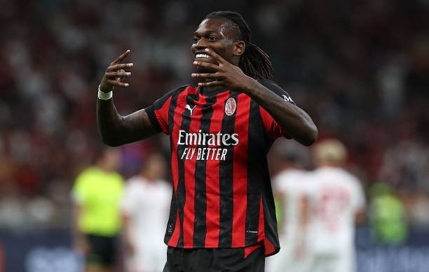 أليجري يُعيد تشكيل دور لياو في ميلان بعد التوقف الدولي